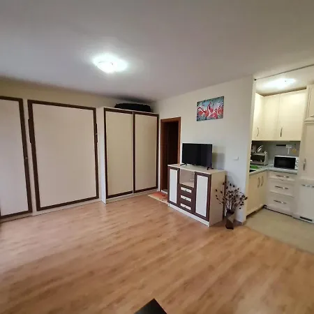 Apartmán апартаменти-студия в комплекс нестинарка