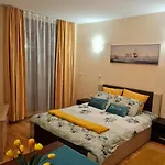 апартаменти-студия в комплекс нестинарка * Carewo