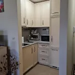Apartament апартаменти-студия в комплекс нестинарка Carewo