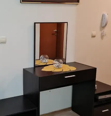 апартаменти-студия в комплекс нестинарка *