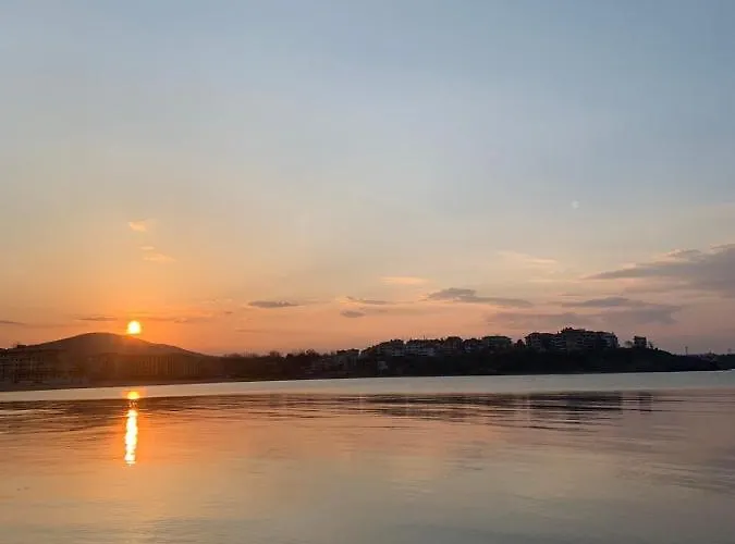 апартаменти-студия в комплекс нестинарка *