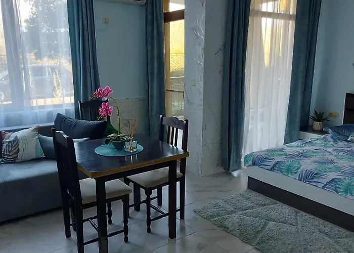 апартаменти-студия в комплекс нестинарка Carevo